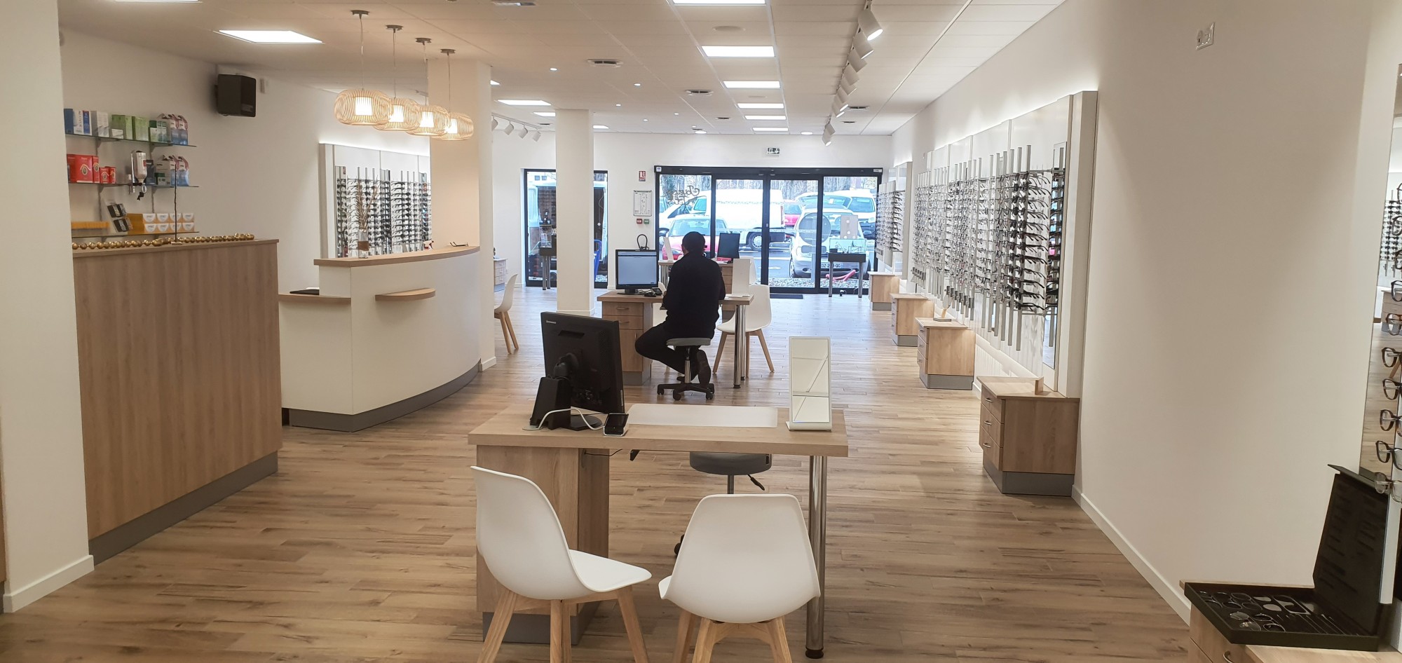 Damien l'Opticien Techn'hom une agence à votre service